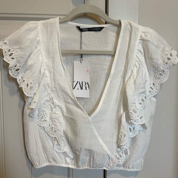 NWT Zara embroidered sleeve top - Picture 1 of 3